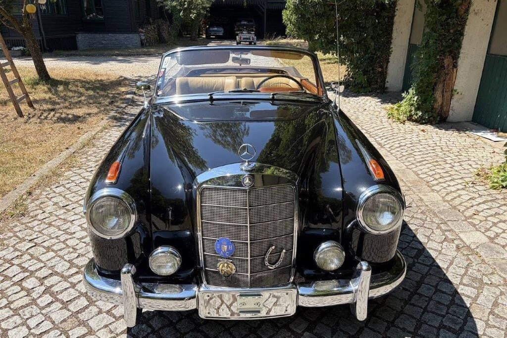 Wittner Collectiblecars Mercedes 220 S Cabriolet 1958 (15)