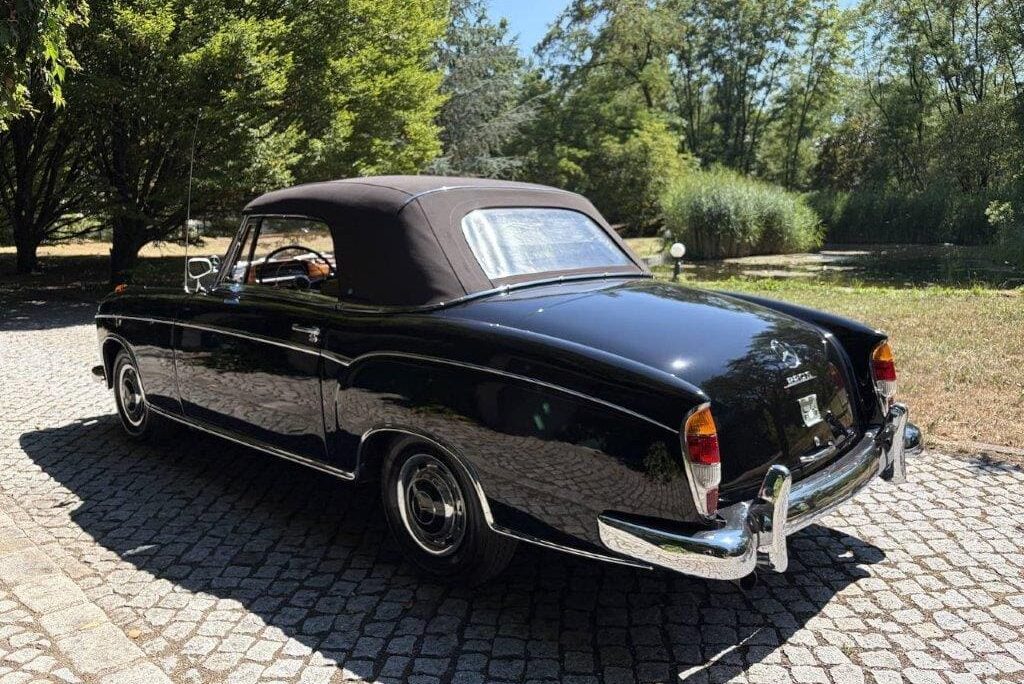 Wittner Collectiblecars Mercedes 220 S Cabriolet 1958 (8)