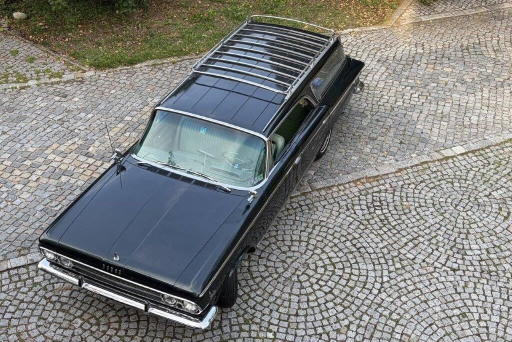 1963 Dodge Custom 880 Station Wagon von oben mit verchromter Dachreling